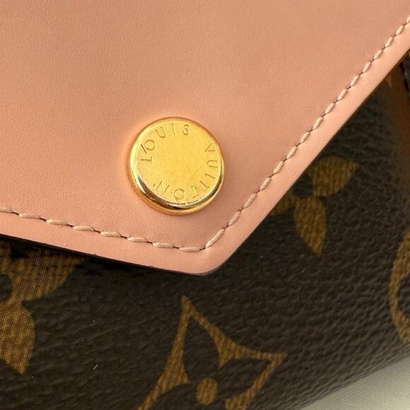 Louis Vuitton Zoe Wallet - Picture 10 of 10